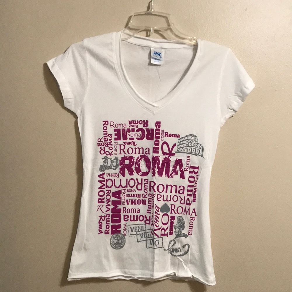 NWOT T-shirt from Rome, Italy